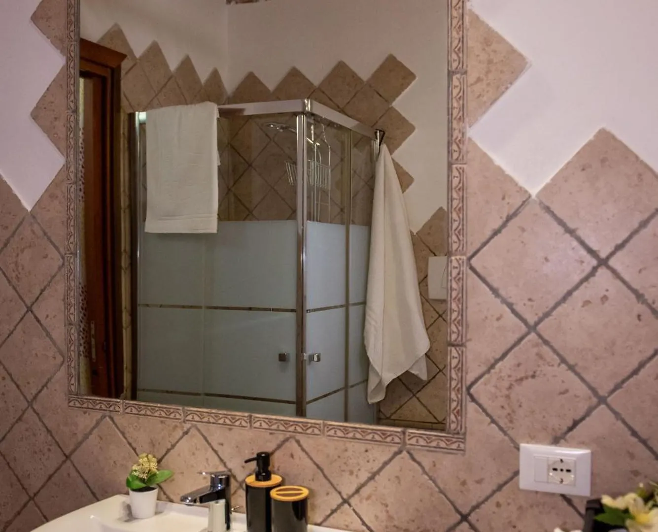 Apartment Delizioso Appartamento In Pisa Casa Mima Italy